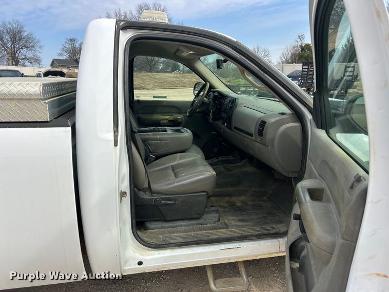 image for item FC5247 2007 Chevrolet Silverado 2500HD pickup truck