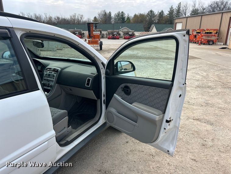 image for item FC5248 2007 Chevrolet Equinox LS SUV