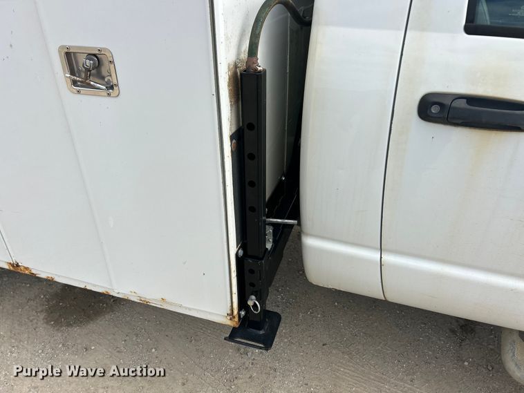 image for item FC5250 2009 Dodge Ram 5500  utility / service truck