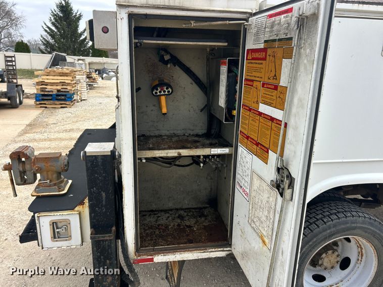 image for item FC5250 2009 Dodge Ram 5500  utility / service truck