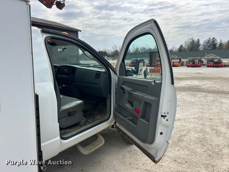 image for item FC5250 2009 Dodge Ram 5500  utility / service truck