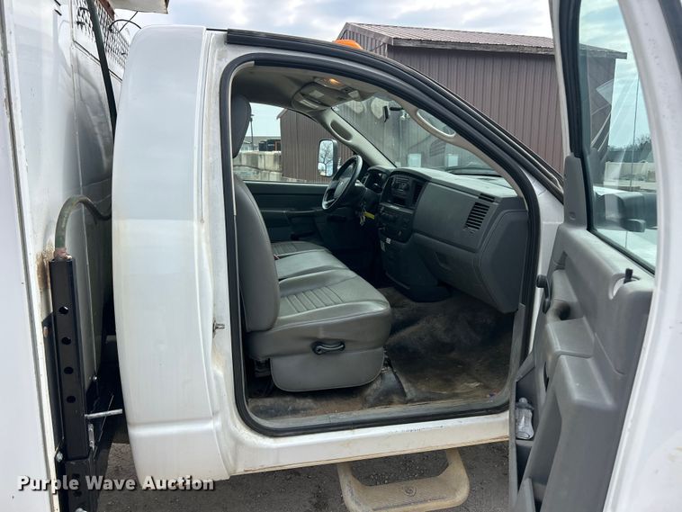 image for item FC5250 2009 Dodge Ram 5500  utility / service truck