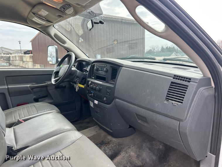 image for item FC5250 2009 Dodge Ram 5500  utility / service truck