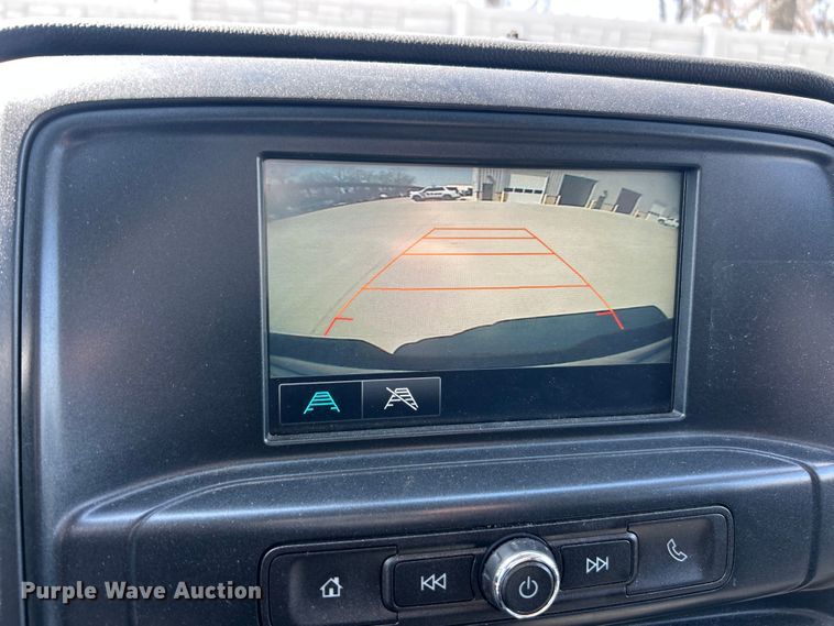 image for item FC5251 2018 Chevrolet Silverado 1500 Crew Cab pickup truck