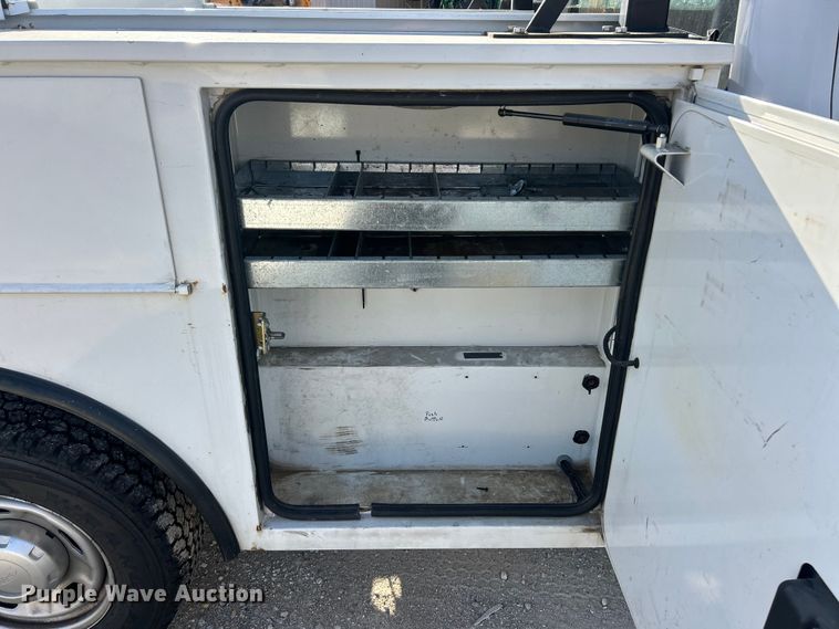 image for item FC5258 2020 Ford F350 Super Duty Ext. Cab utility bed pickup truck