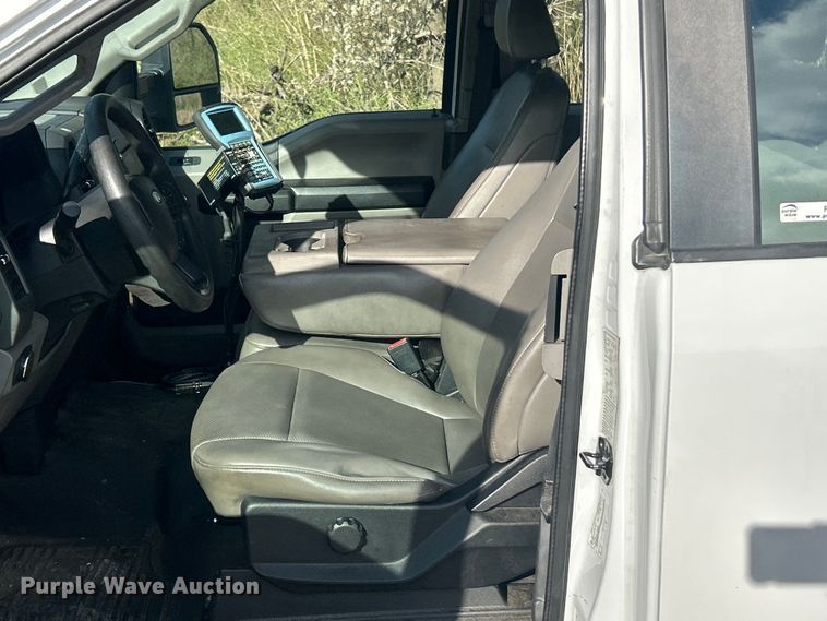 image for item FC5258 2020 Ford F350 Super Duty Ext. Cab utility bed pickup truck