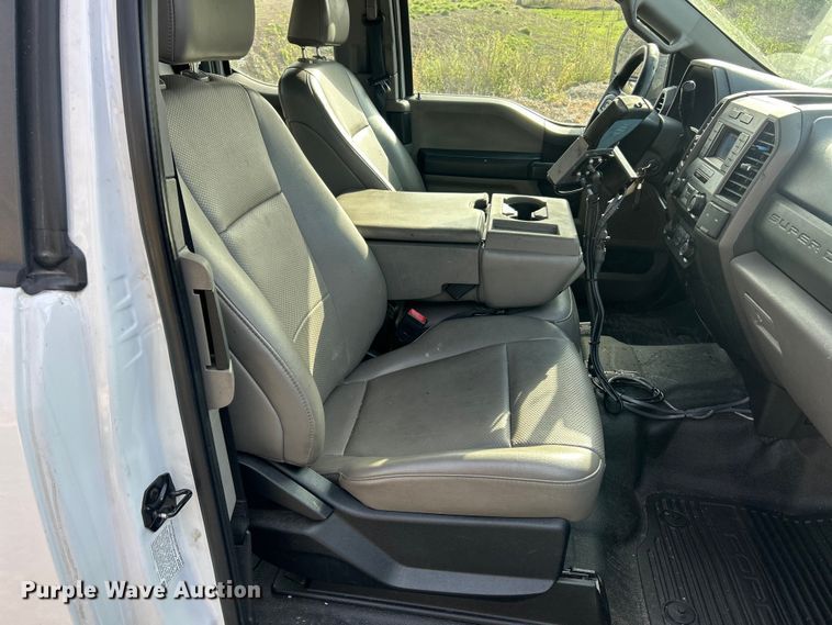 image for item FC5258 2020 Ford F350 Super Duty Ext. Cab utility bed pickup truck