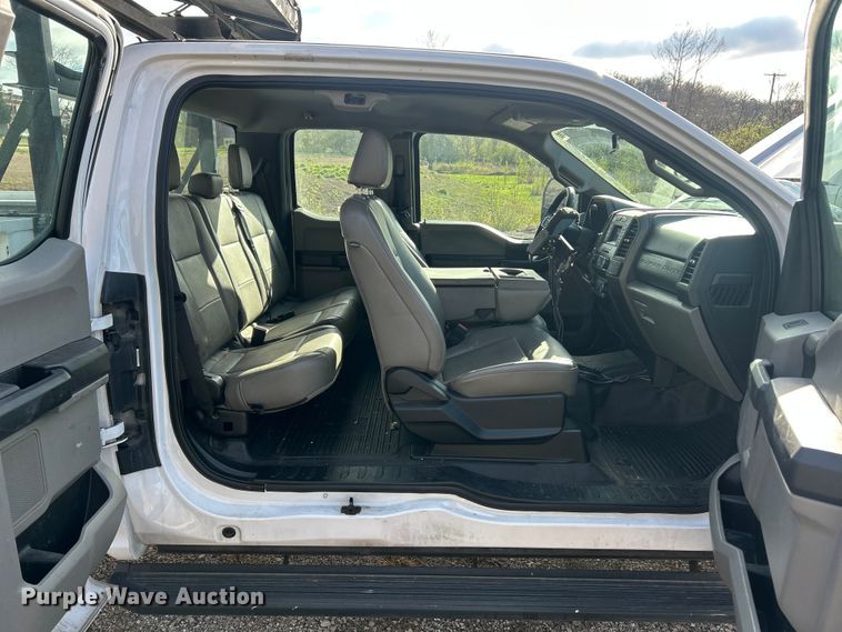 image for item FC5258 2020 Ford F350 Super Duty Ext. Cab utility bed pickup truck