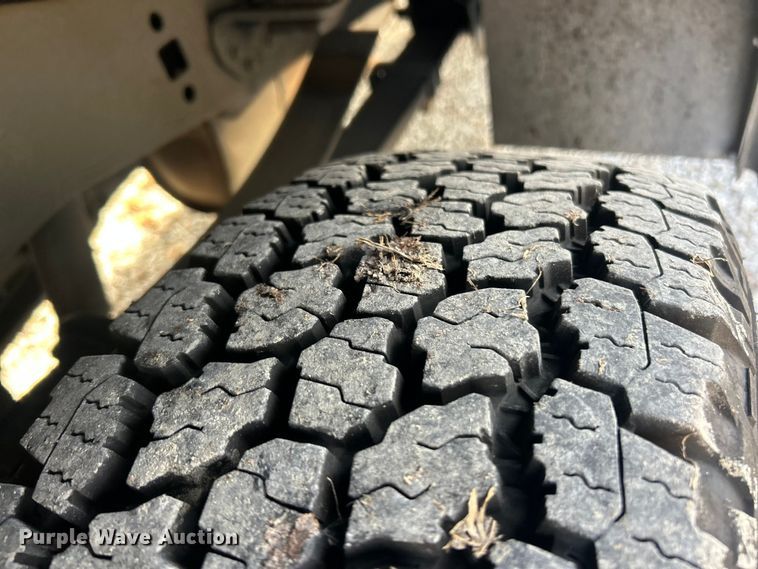 image for item FC5258 2020 Ford F350 Super Duty Ext. Cab utility bed pickup truck