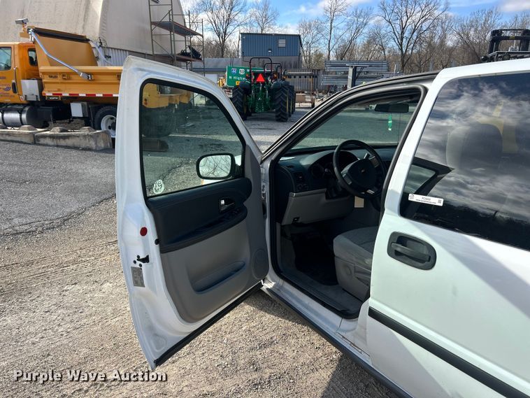 image for item FC5259 2007 Chevrolet Uplander  van