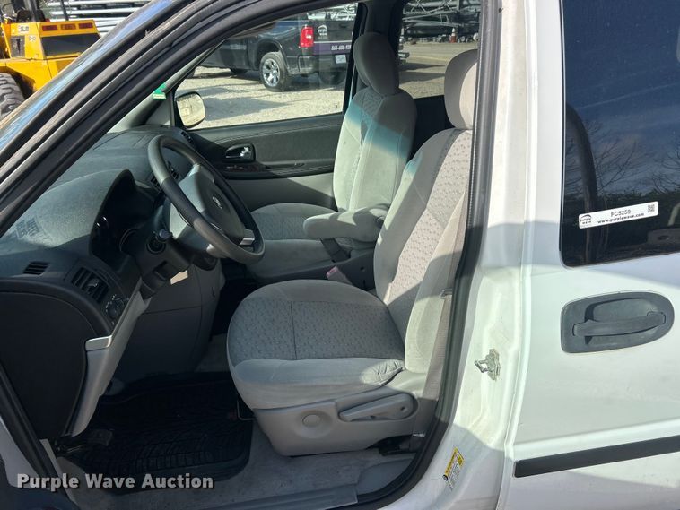 image for item FC5259 2007 Chevrolet Uplander  van