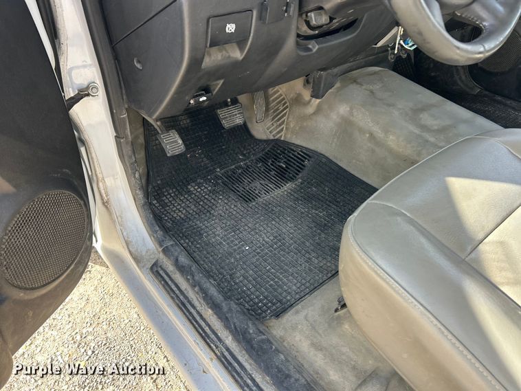 image for item FC5261 2009 Chevrolet Colorado Ext. Cab pickup truck