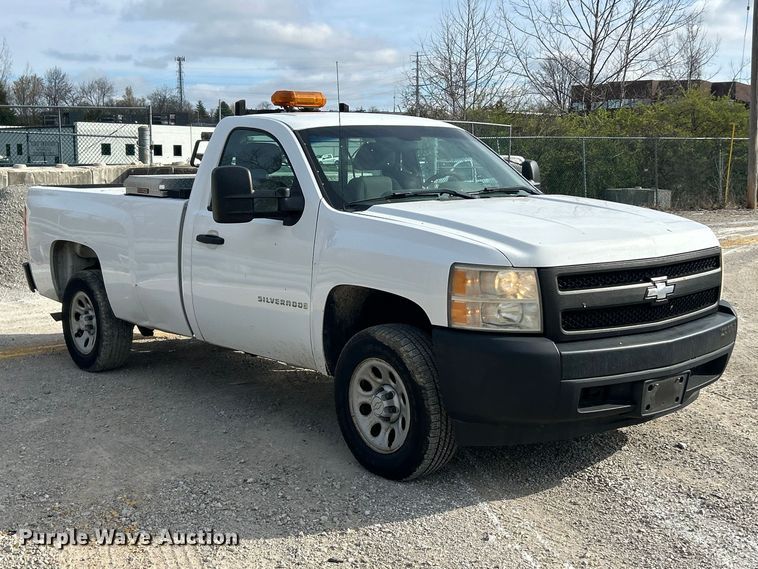 image for item FC5262 2008 Chevrolet Silverado 1500 pickup truck