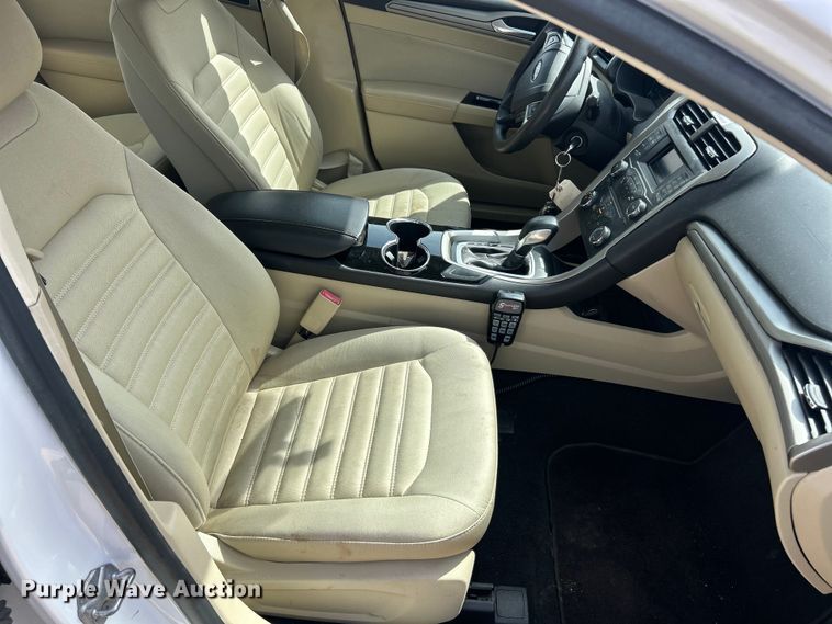 image for item FC5263 2014 Ford Fusion  