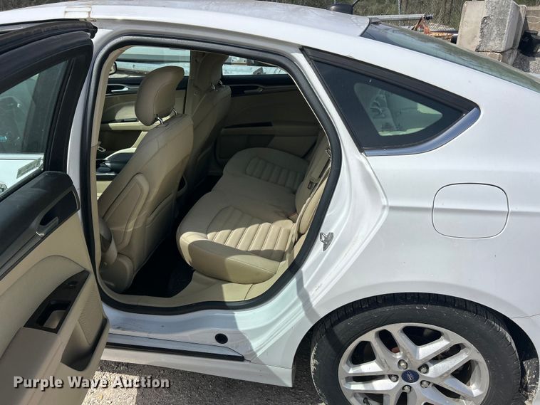 image for item FC5263 2014 Ford Fusion  