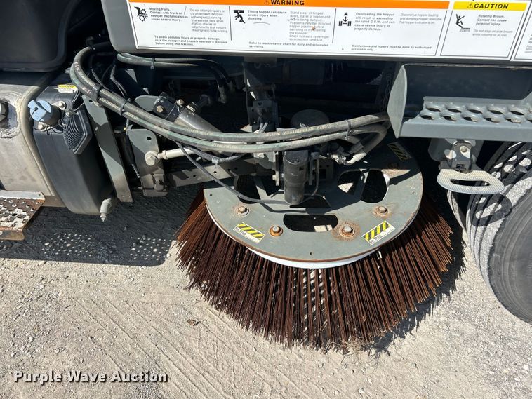 image for item FC5264 2012 Freightliner M2 street sweeper truck