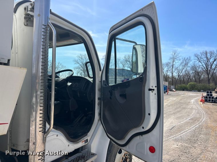 image for item FC5264 2012 Freightliner M2 street sweeper truck