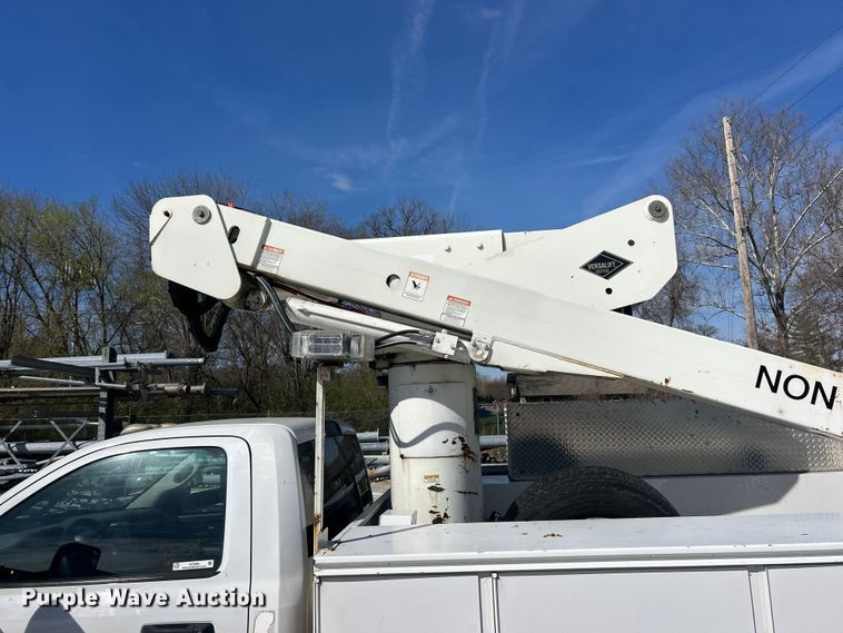 image for item FC5265 2013 RAM 5500  bucket truck