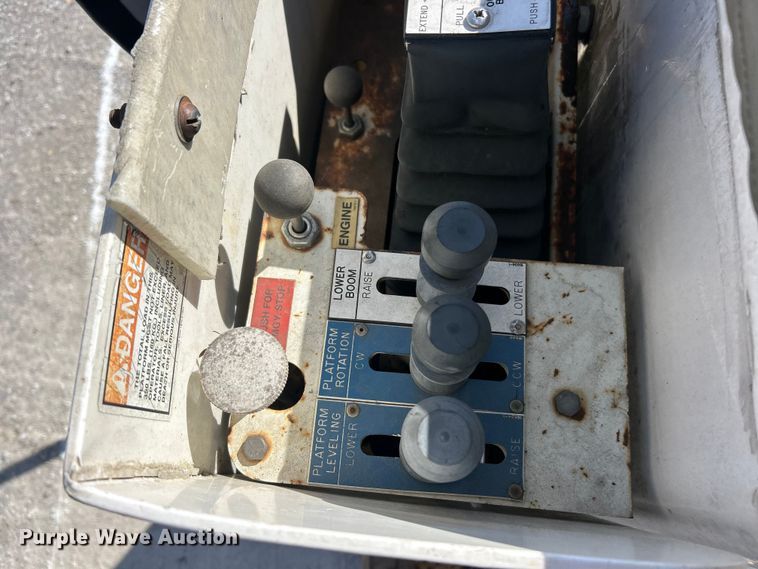 image for item FC5265 2013 RAM 5500  bucket truck