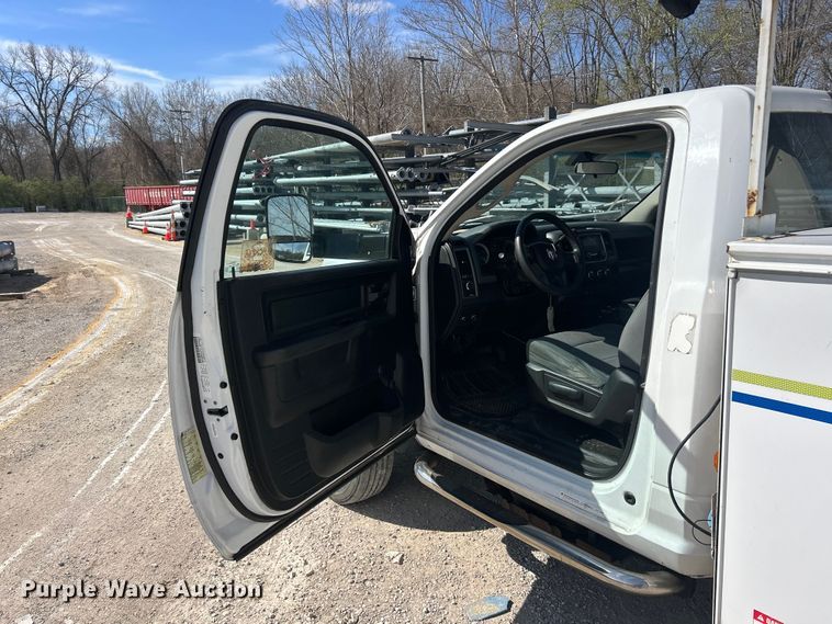 image for item FC5265 2013 RAM 5500  bucket truck