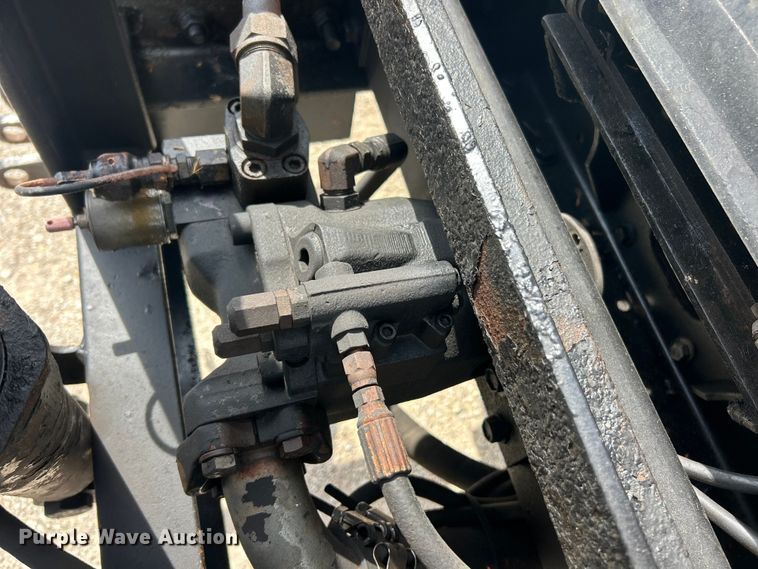 image for item FC5266 2006 International 7400 dump truck