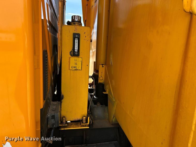 image for item FC5266 2006 International 7400 dump truck