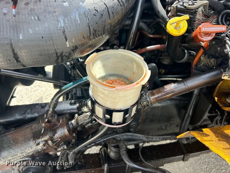 image for item FC5266 2006 International 7400 dump truck