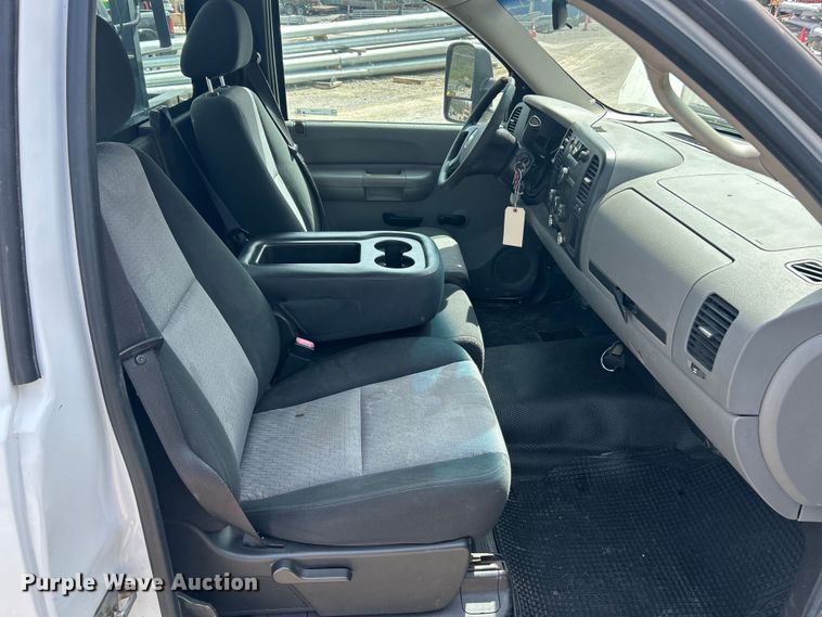 image for item FC5267 2008 Chevrolet Silverado 1500 pickup truck