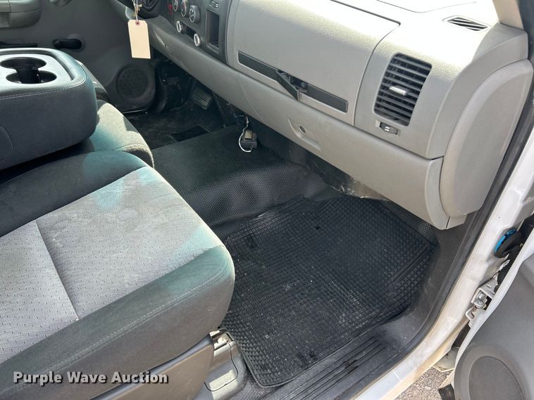 image for item FC5267 2008 Chevrolet Silverado 1500 pickup truck