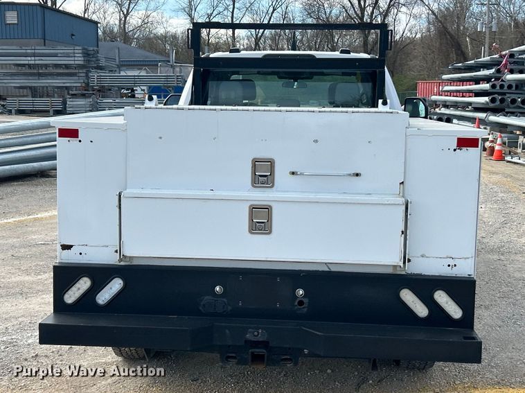 image for item FC5268 2020 Ford F350 Super Duty Ext. Cab utility bed pickup truck
