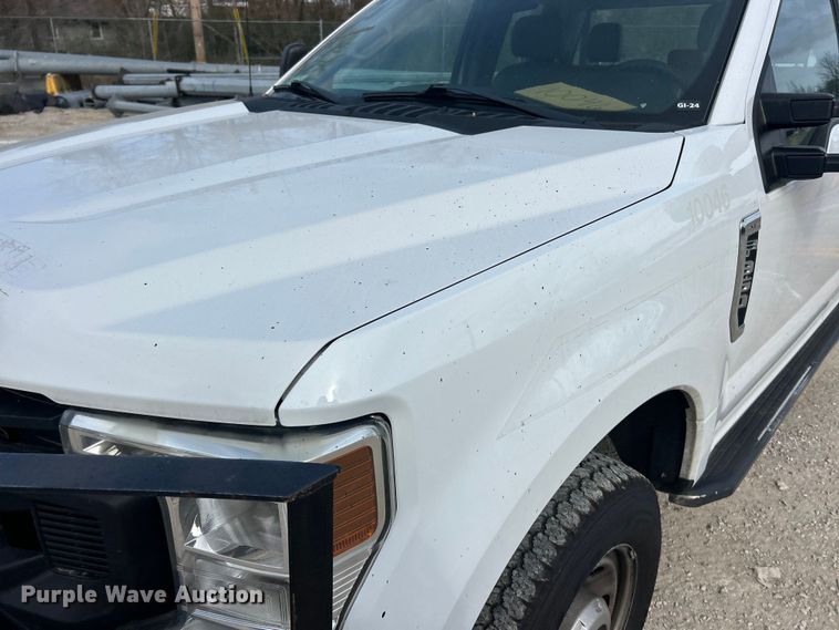 image for item FC5268 2020 Ford F350 Super Duty Ext. Cab utility bed pickup truck