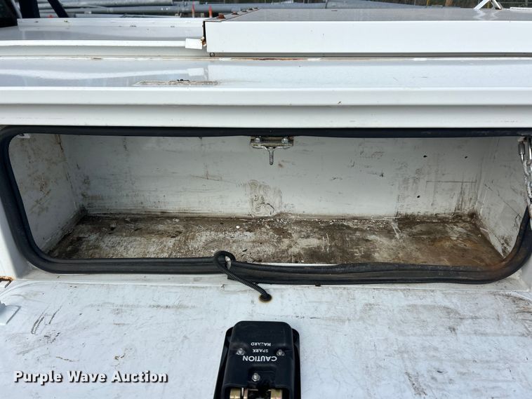 image for item FC5268 2020 Ford F350 Super Duty Ext. Cab utility bed pickup truck