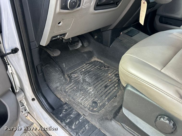 image for item FC5268 2020 Ford F350 Super Duty Ext. Cab utility bed pickup truck