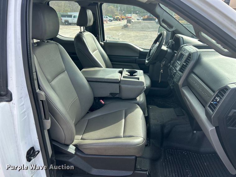 image for item FC5268 2020 Ford F350 Super Duty Ext. Cab utility bed pickup truck