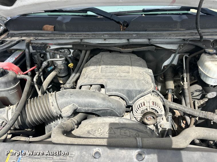 image for item FC5269 2008 Chevrolet Silverado 2500HD Crew Cab pickup truck