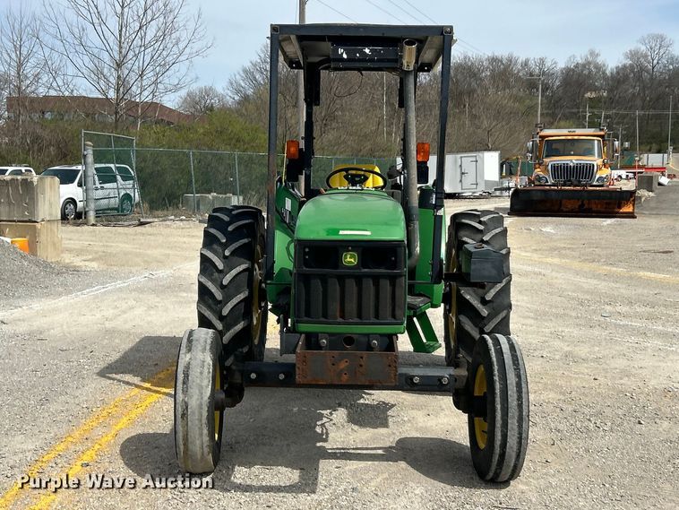image for item FC5270 2004 John Deere 5220 tractor