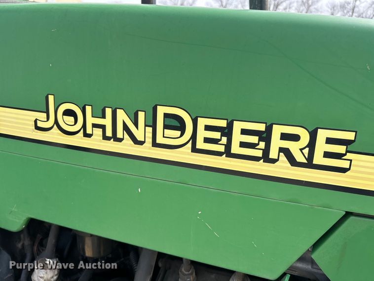 image for item FC5270 2004 John Deere 5220 tractor