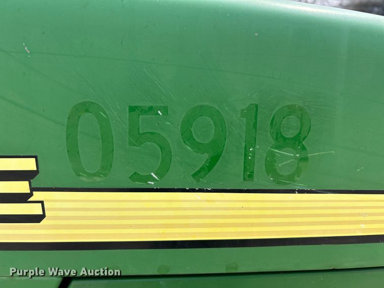 image for item FC5270 2004 John Deere 5220 tractor