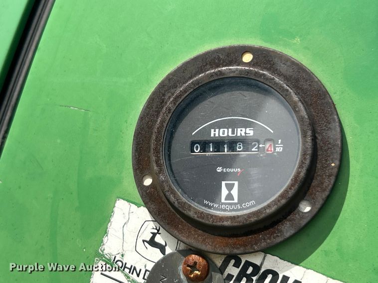 image for item FC5270 2004 John Deere 5220 tractor