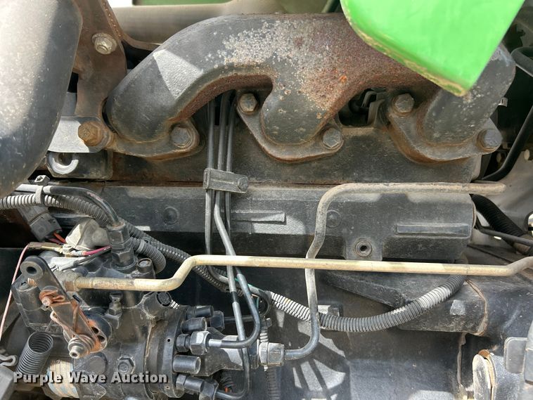 image for item FC5270 2004 John Deere 5220 tractor