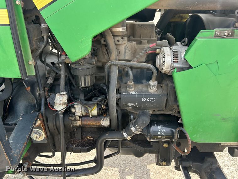 image for item FC5270 2004 John Deere 5220 tractor