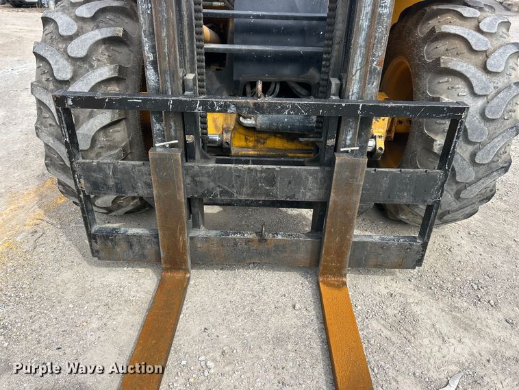 image for item FC5271 Sellick SD-80 forklift