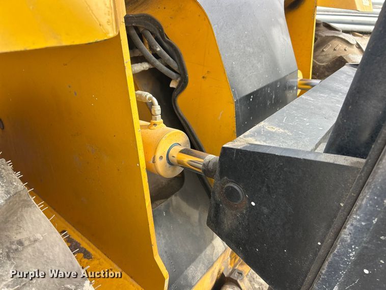 image for item FC5271 Sellick SD-80 forklift