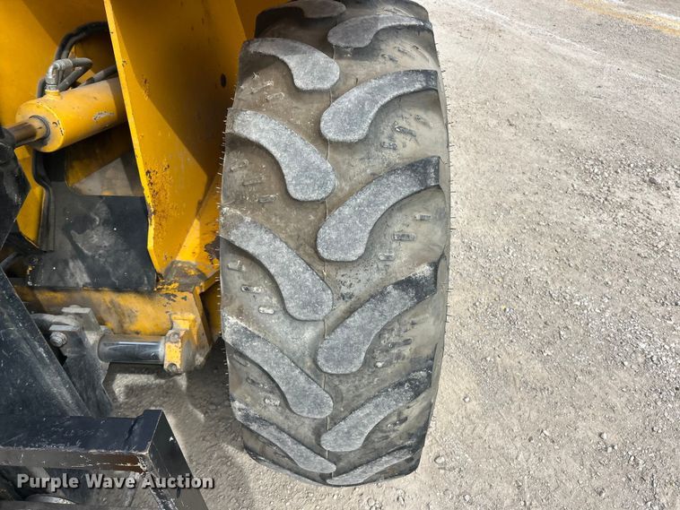 image for item FC5271 Sellick SD-80 forklift