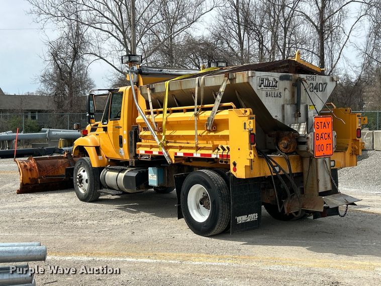 image for item FC5272 2010 International 7400  dump truck