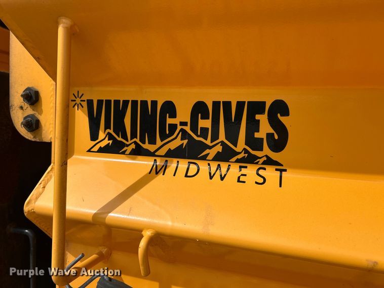 image for item FC5272 2010 International 7400  dump truck