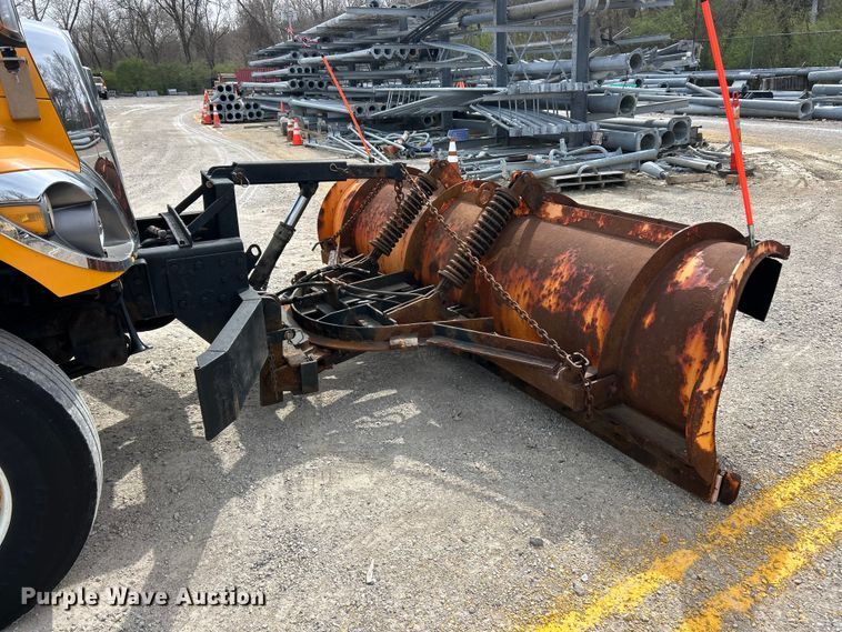 image for item FC5272 2010 International 7400  dump truck