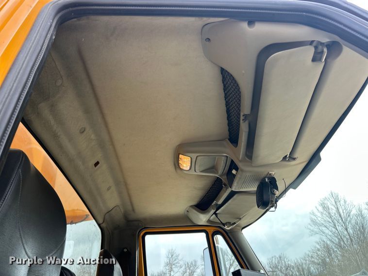 image for item FC5272 2010 International 7400  dump truck