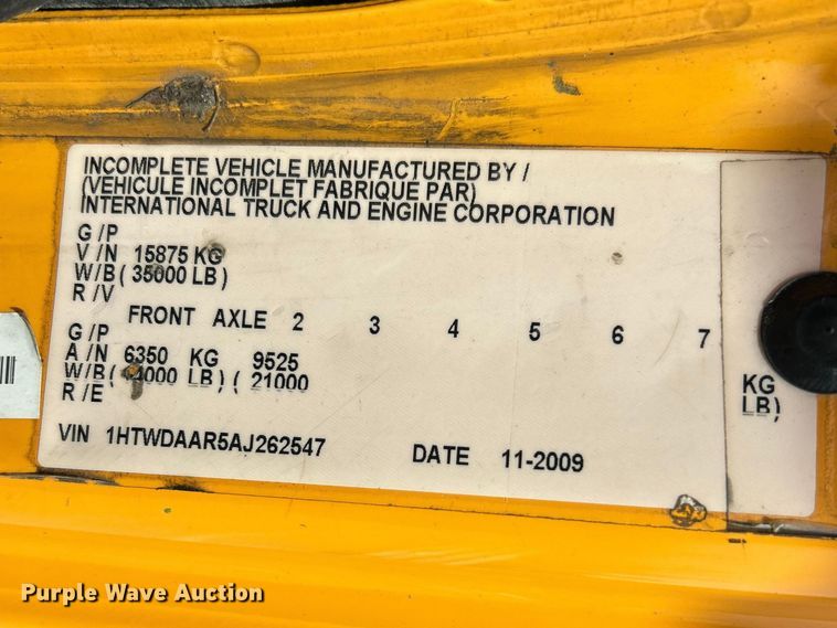 image for item FC5272 2010 International 7400  dump truck