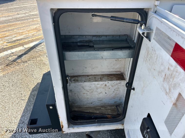 image for item FC5273 2020 Ford F350 Super Duty Ext. Cab utility bed pickup truck